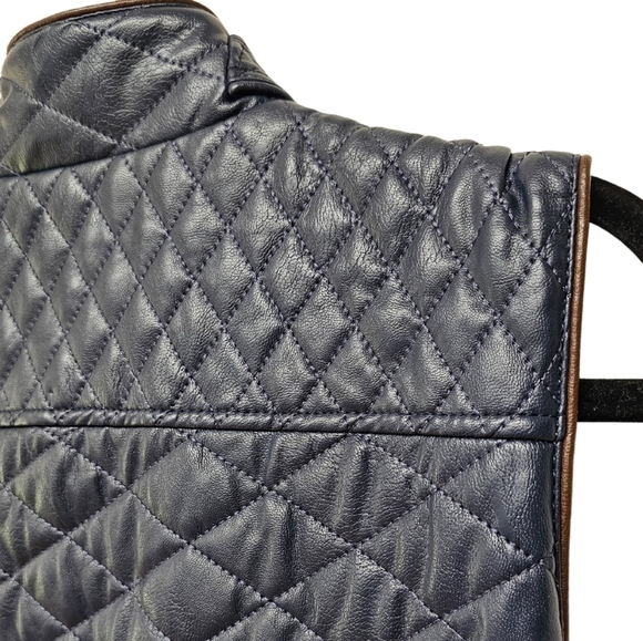 FATE Quilted Vegan Leather Vest - Picture 6 of 10
